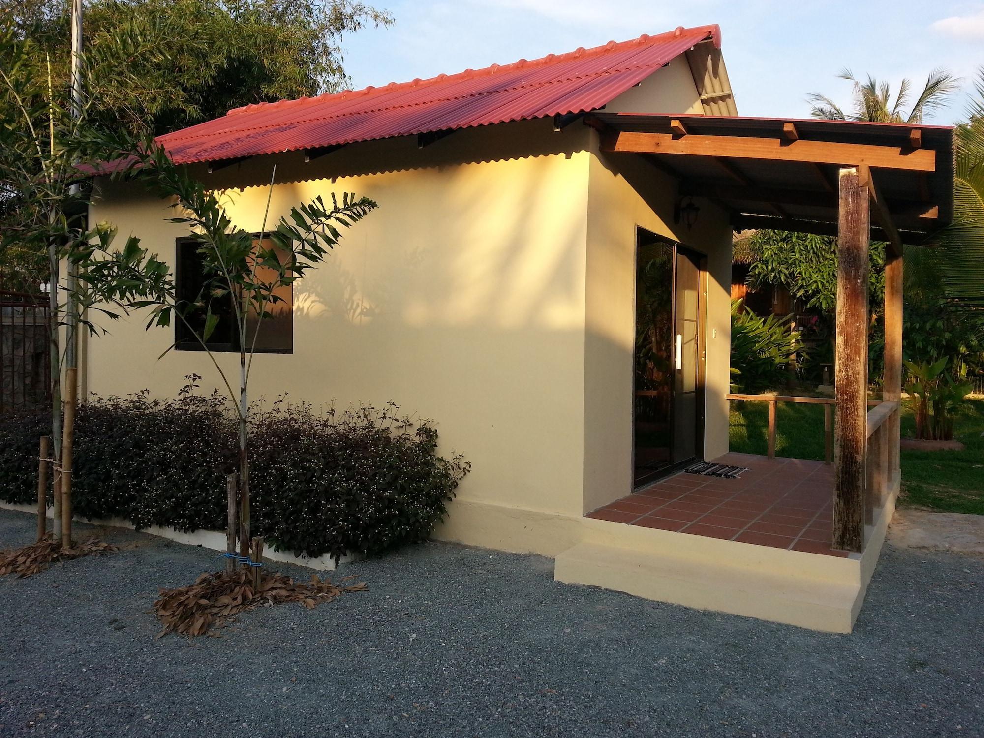 Bird Of Paradise Bungalows Kep Exterior photo