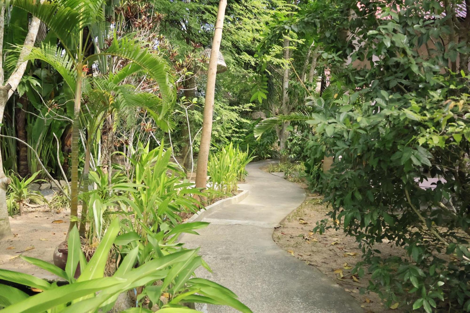 Bird Of Paradise Bungalows Kep Exterior photo