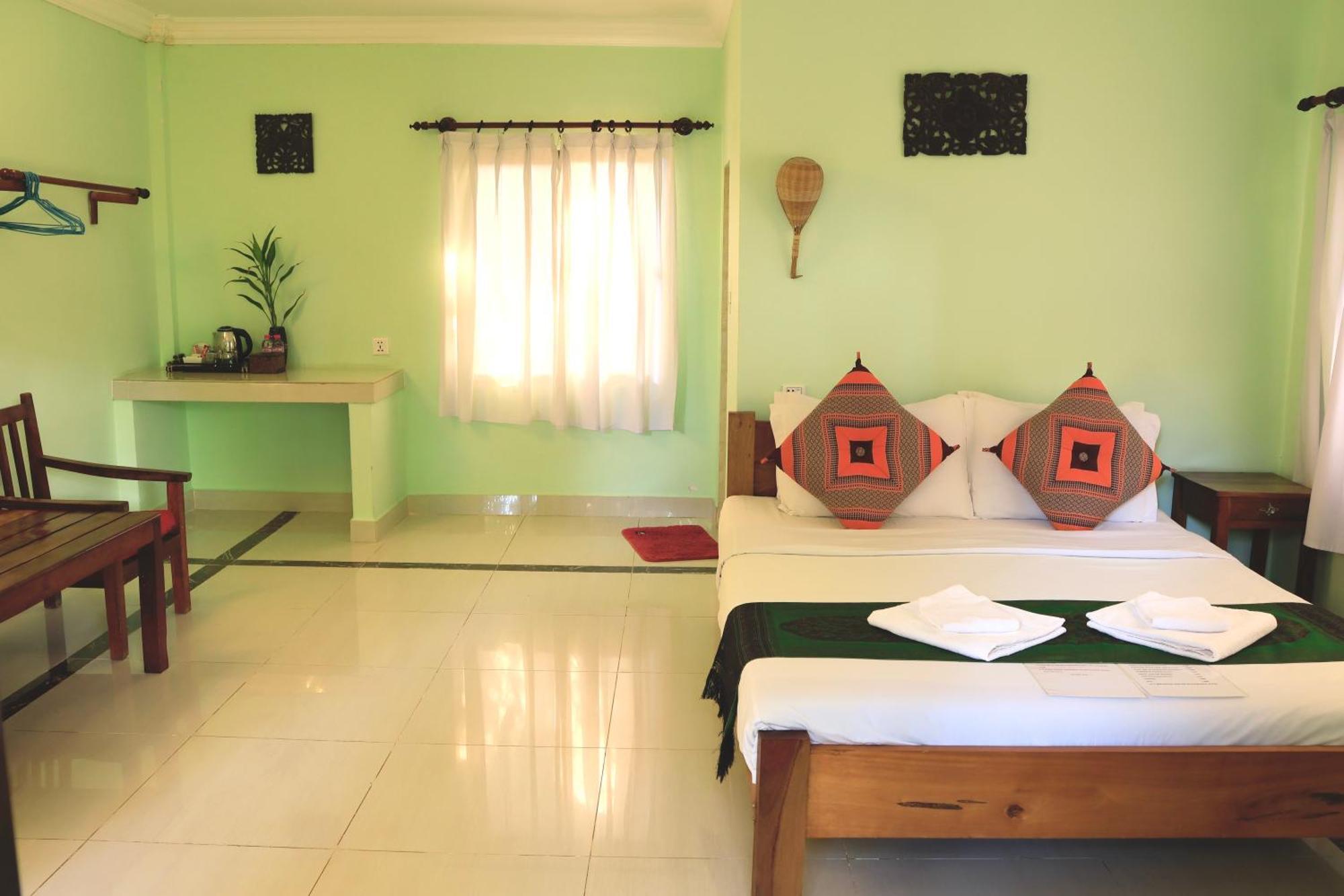 Bird Of Paradise Bungalows Kep Exterior photo